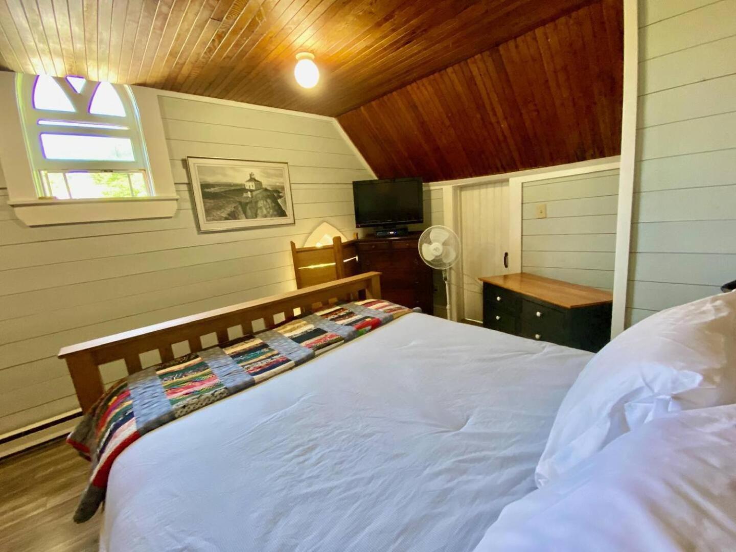 Unique Stay! Converted Church In Idyllic Location Сент Джонс Екстериор снимка